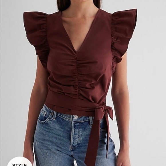 Express Flutter Rouched Sleeve Top NWT - Picture 1 of 3